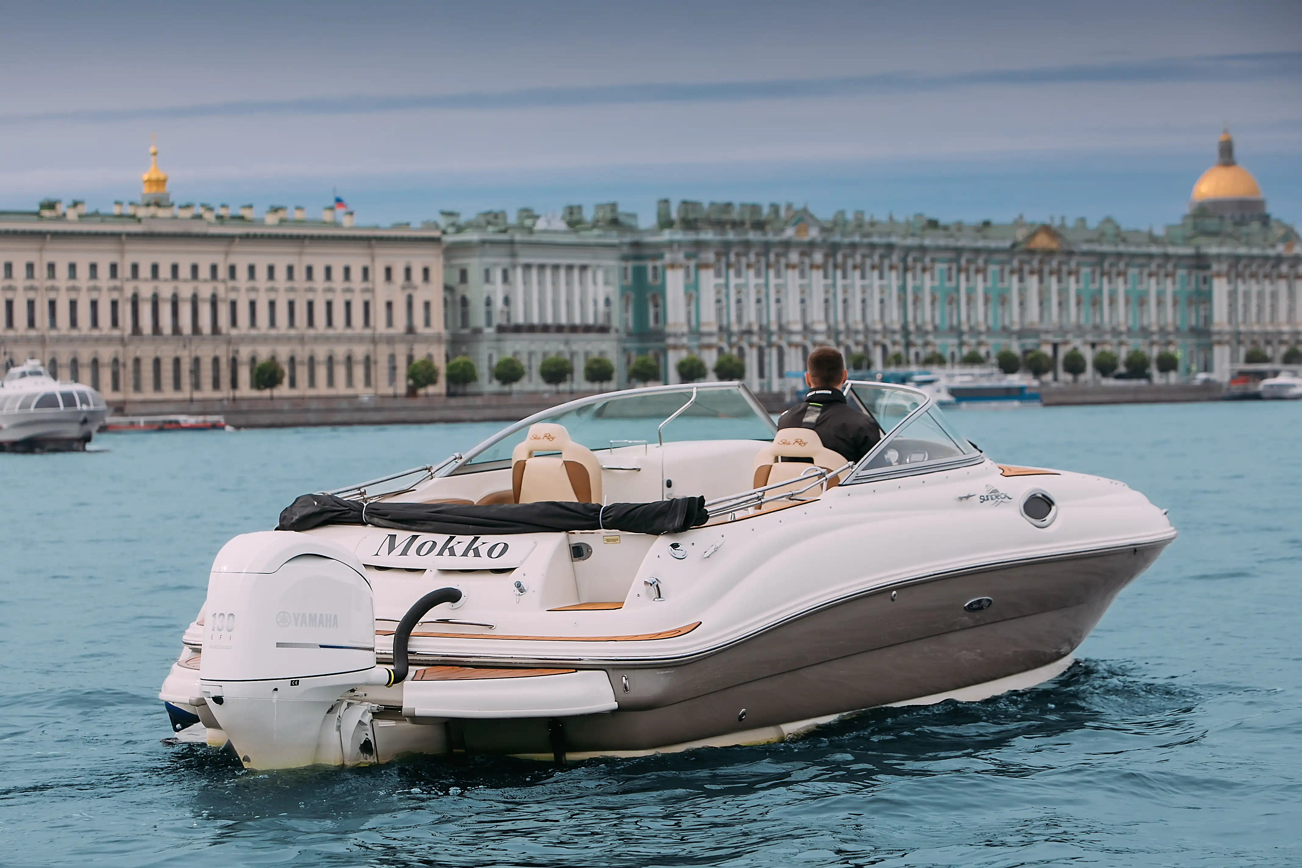 Катер Sea Ray 240 «Мокко» image- 4